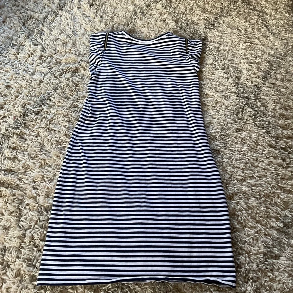 Michael Kors Navy White Striped Ruffle Sleeve Zipper Accent Shift Dress‎ XS